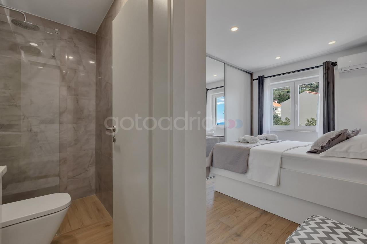 Luxurious Apartments Lara&Luka Makarska Exterior photo
