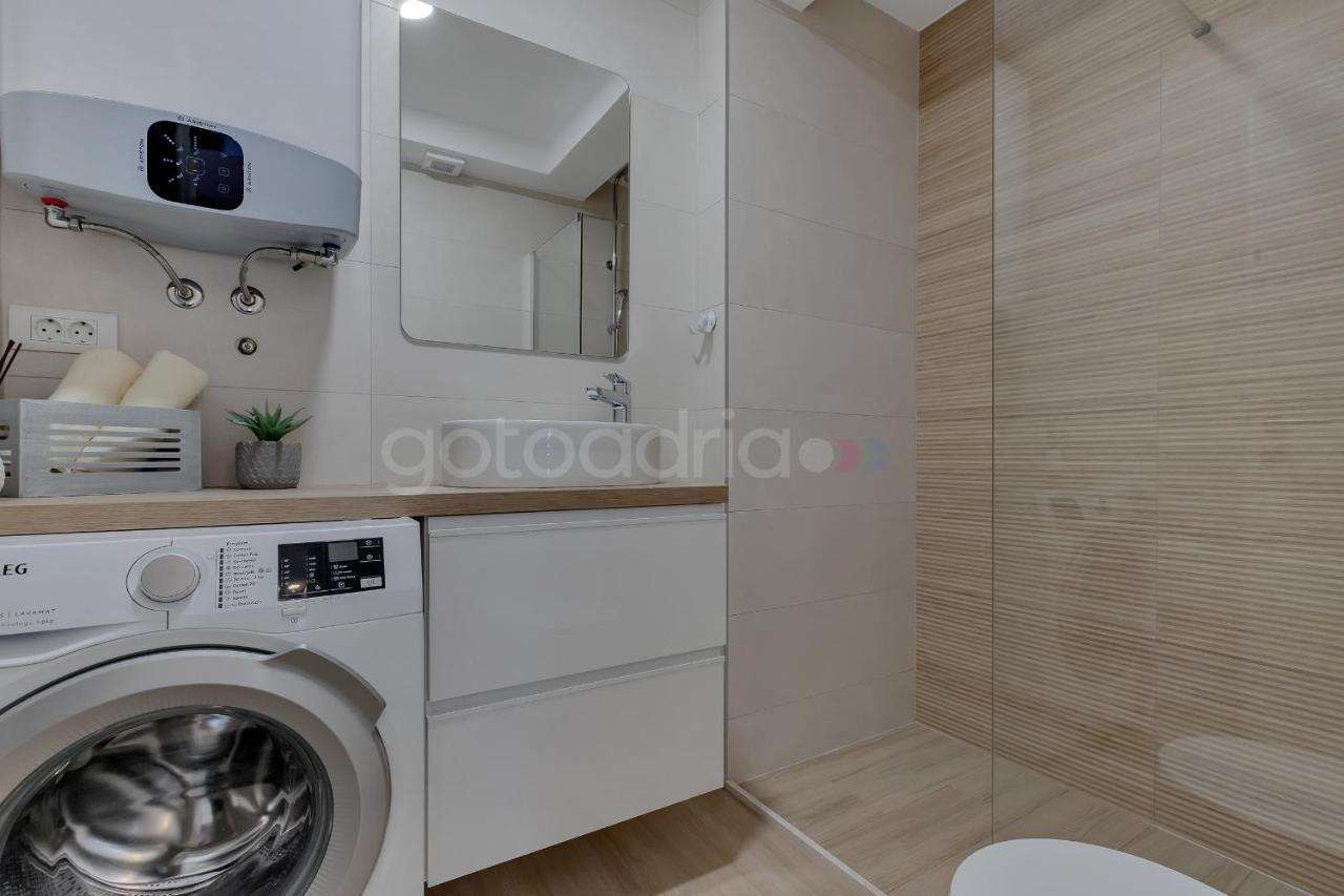 Luxurious Apartments Lara&Luka Makarska Exterior photo